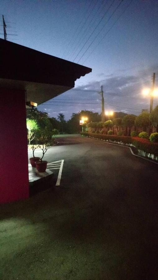 Love Boat Motel Chaozhou Esterno foto