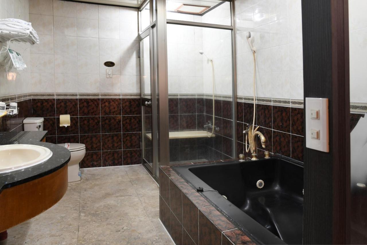 Love Boat Motel Chaozhou Esterno foto